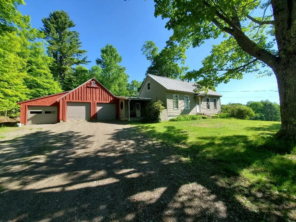 92 Huff Road Cornville ME 04976