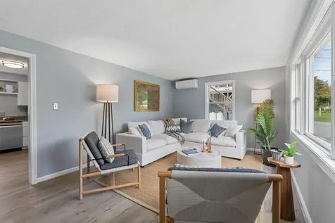 167 Rowe Avenue Portland ME 04102