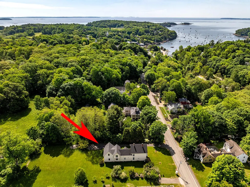 77 Main Street Rockport ME 04856
