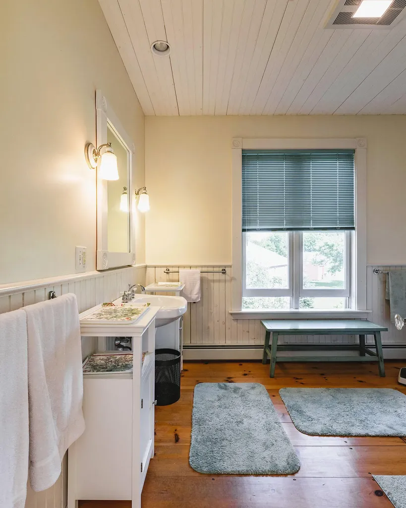 77 Main Street Rockport ME 04856