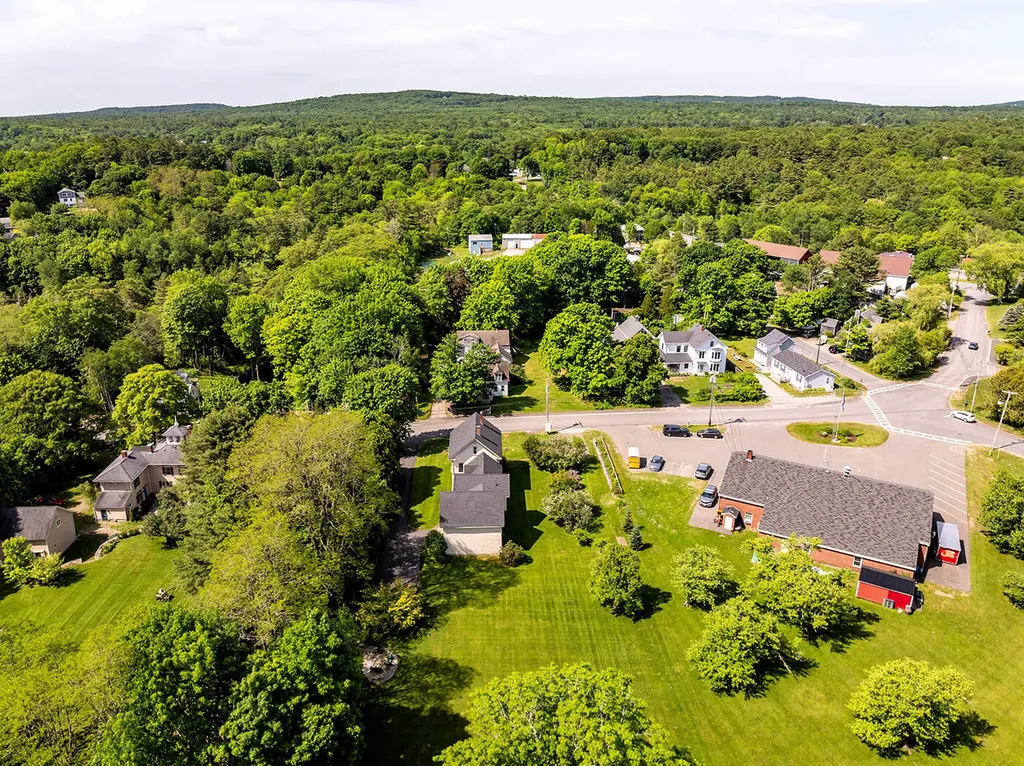 77 Main Street Rockport ME 04856