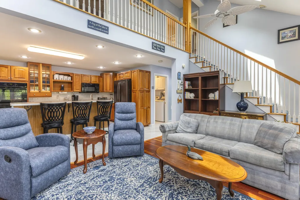 9 Pride Lane Windham ME 04062