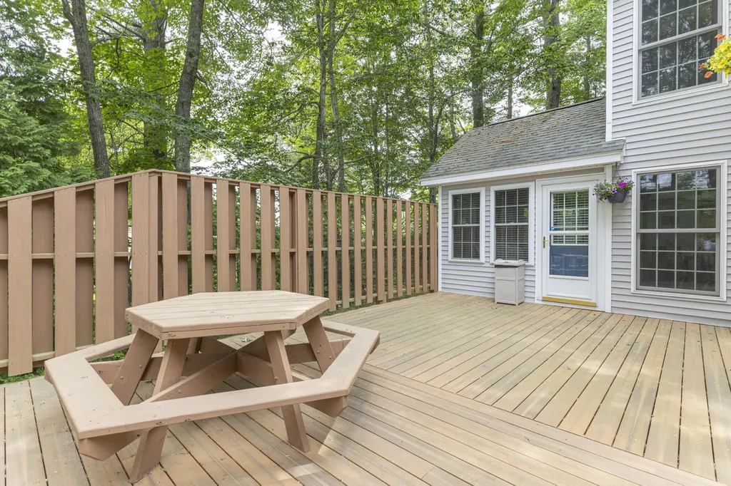 9 Pride Lane Windham ME 04062