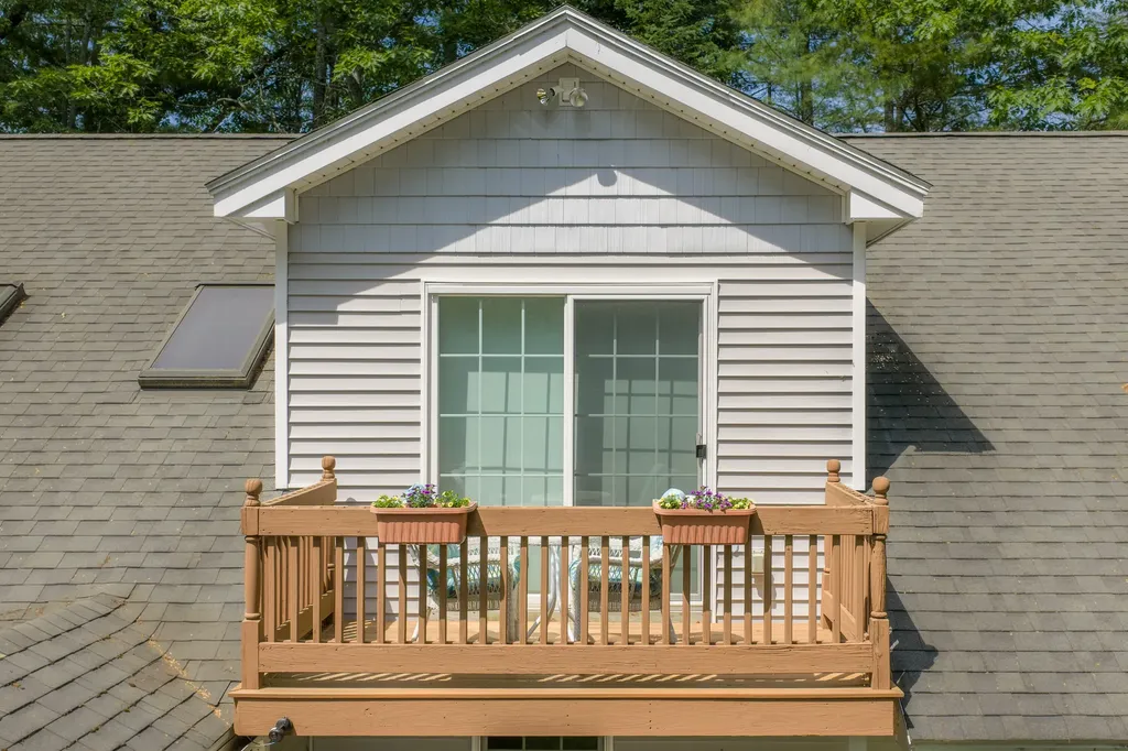 9 Pride Lane Windham ME 04062