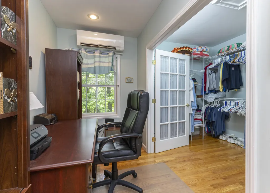 9 Pride Lane Windham ME 04062