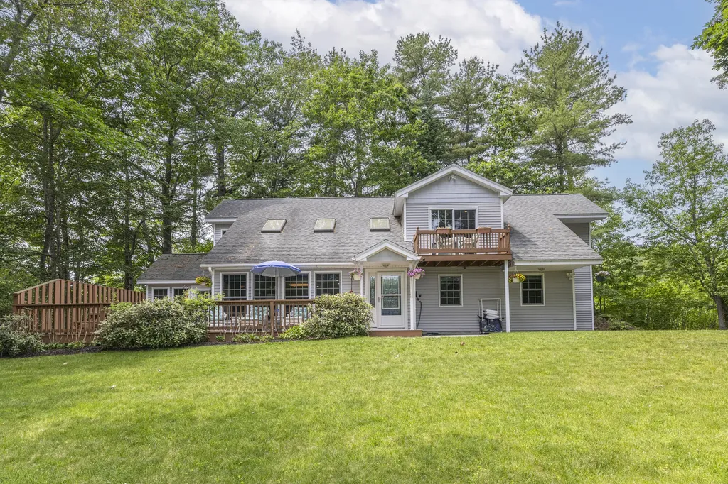 9 Pride Lane Windham ME 04062
