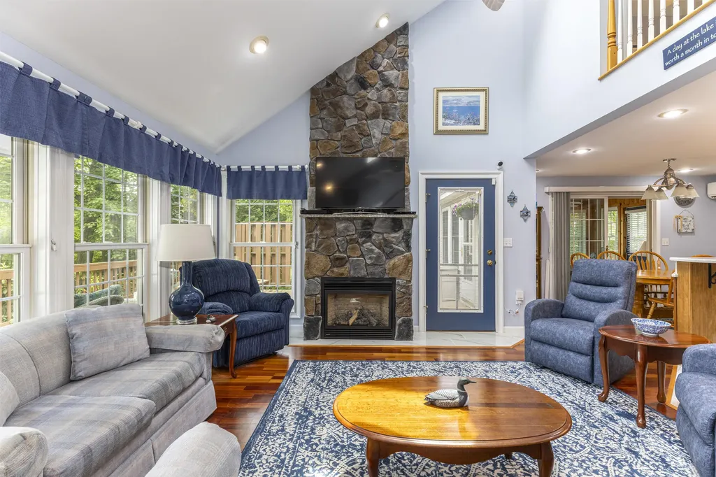 9 Pride Lane Windham ME 04062