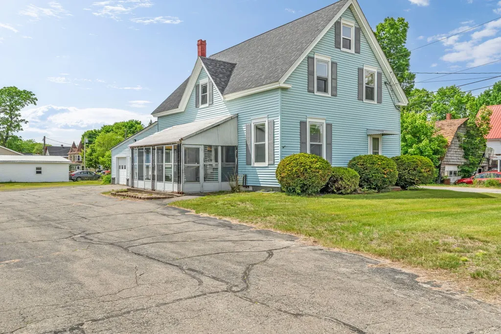 24 Park Street Milo ME 04463