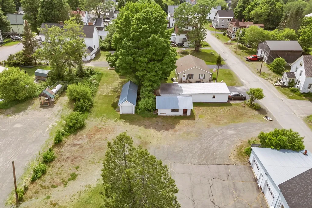 24 Park Street Milo ME 04463