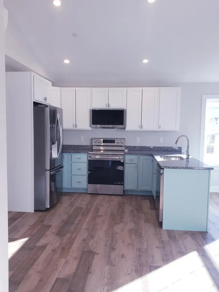5 Heritage Way Saco ME 04072