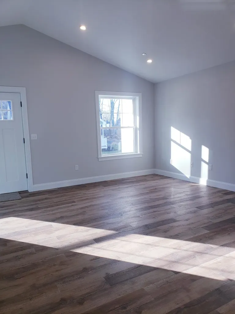 5 Heritage Way Saco ME 04072