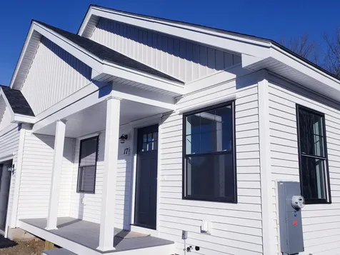 5 Heritage Way Saco ME 04072