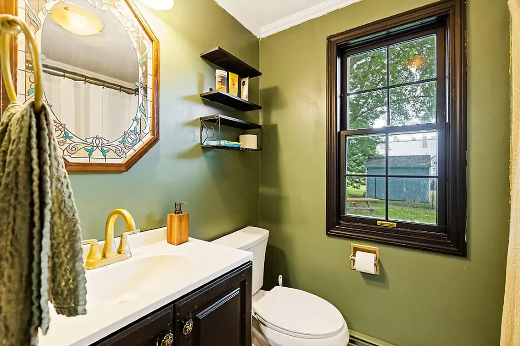 29 Sterling Street Waterville ME 04901