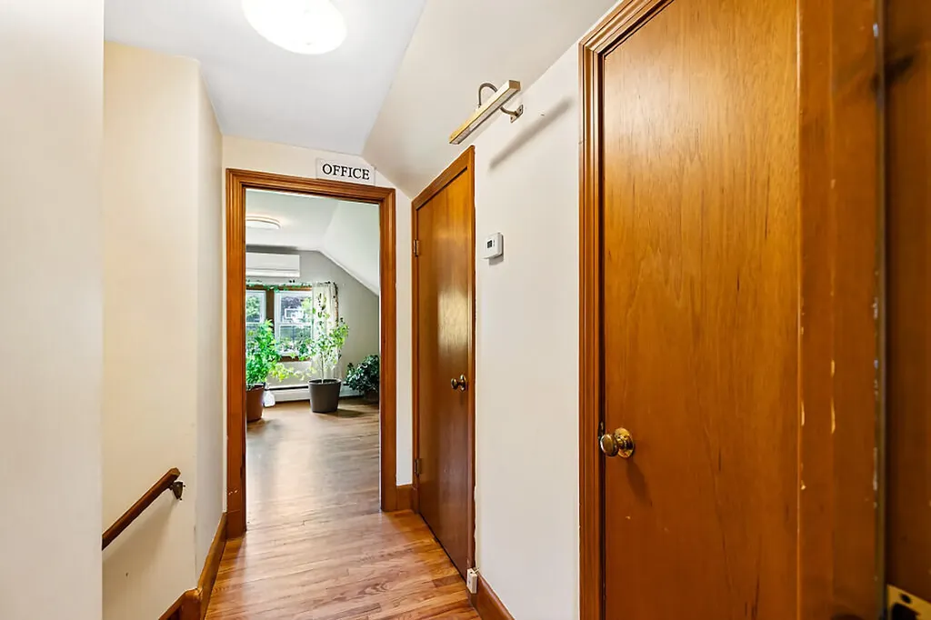 29 Sterling Street Waterville ME 04901