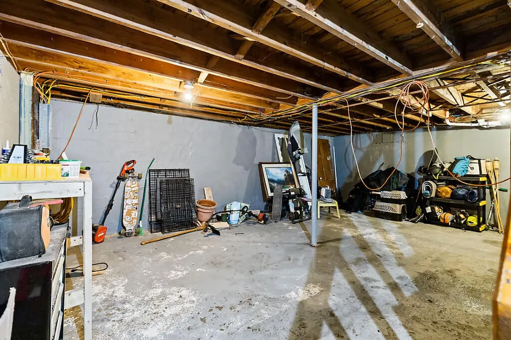 29 Sterling Street Waterville ME 04901