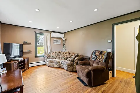 29 Sterling Street Waterville ME 04901