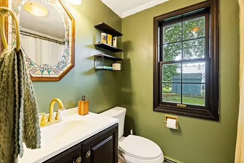 29 Sterling Street Waterville ME 04901