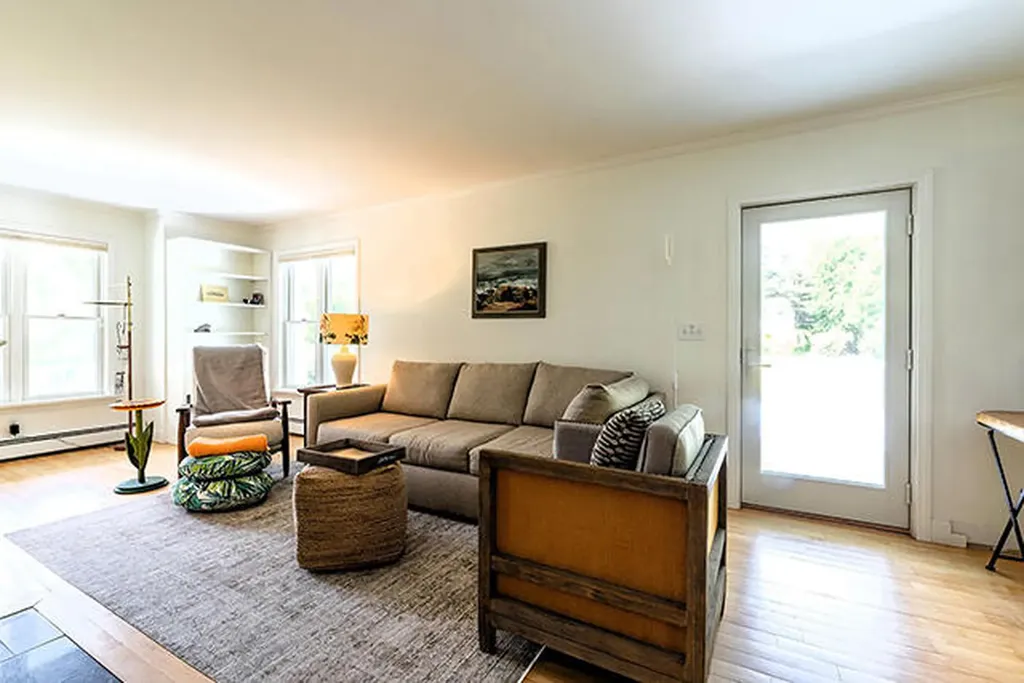 8 N Lewis Avenue Camden ME 04843