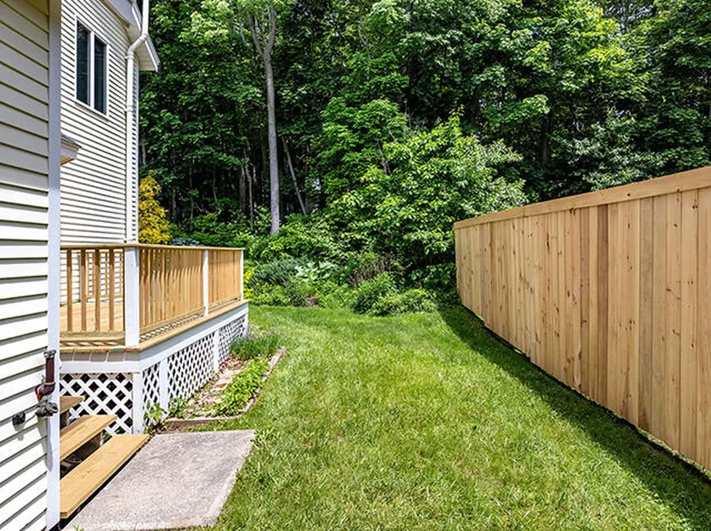 8 N Lewis Avenue Camden ME 04843