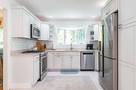 8 N Lewis Avenue Camden ME 04843