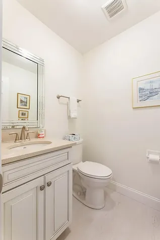 8 N Lewis Avenue Camden ME 04843