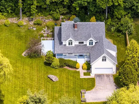 8 N Lewis Avenue Camden ME 04843