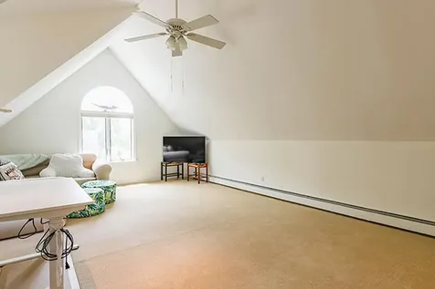 8 N Lewis Avenue Camden ME 04843