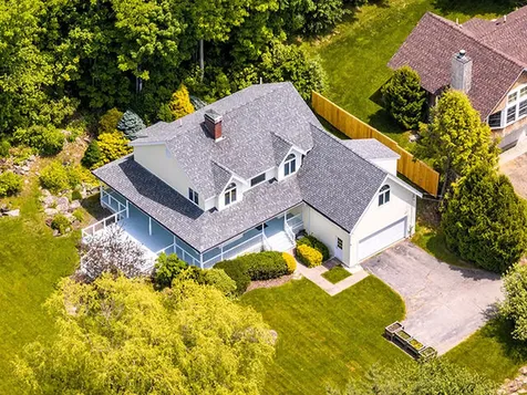 8 N Lewis Avenue Camden ME 04843