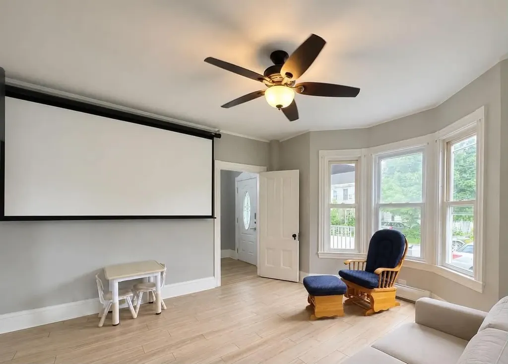 66 Harvard Street Auburn ME 04210