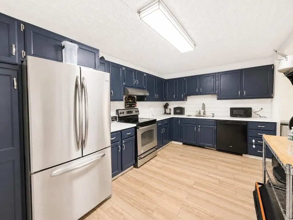 66 Harvard Street Auburn ME 04210