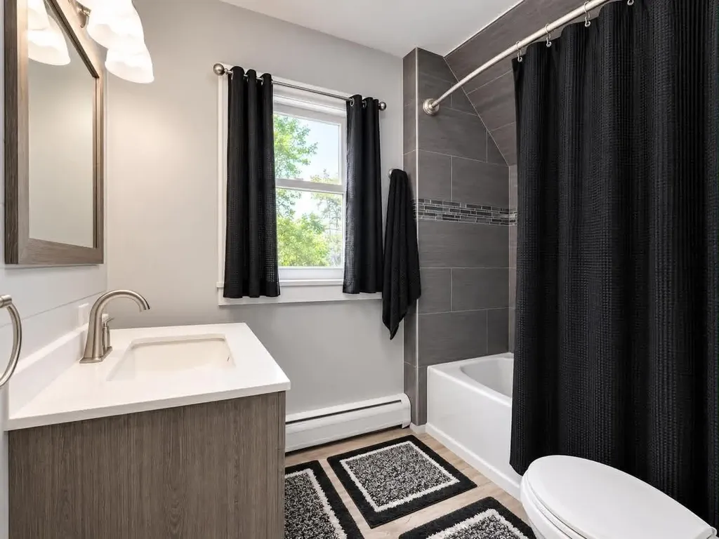 66 Harvard Street Auburn ME 04210