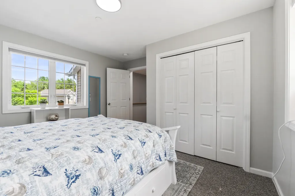 14 Lupine Circle Brunswick ME 04011