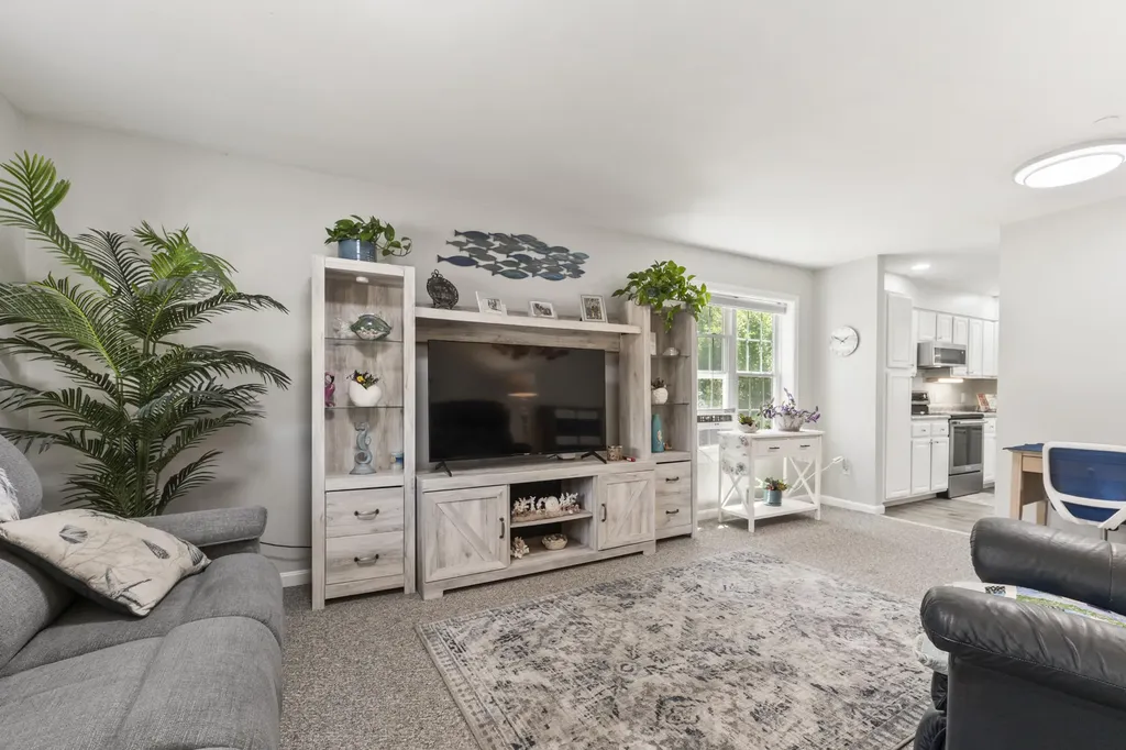 14 Lupine Circle Brunswick ME 04011