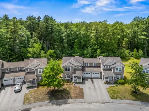14 Lupine Circle Brunswick ME 04011