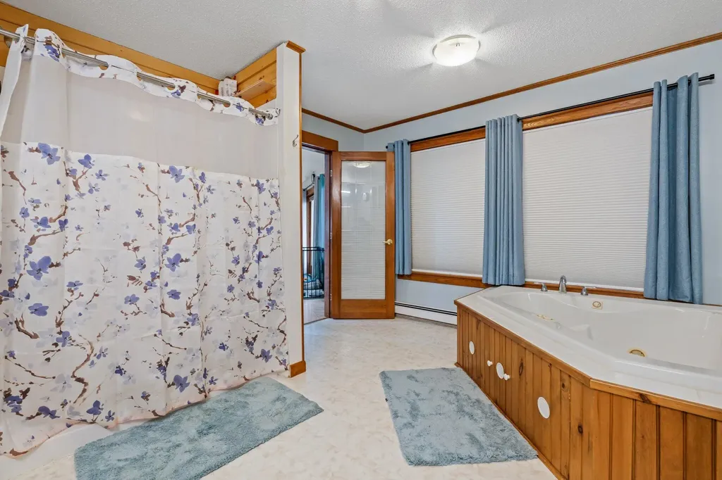 421 Deep Cove Road T1 R9 Wels ME 04462