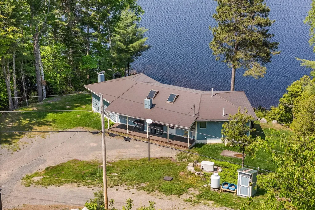 421 Deep Cove Road T1 R9 Wels ME 04462