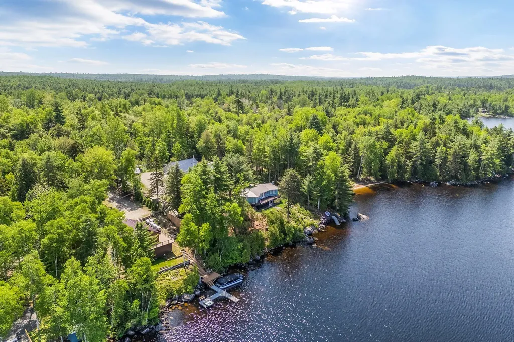 421 Deep Cove Road T1 R9 Wels ME 04462