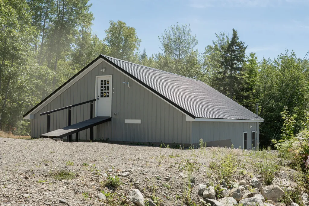 421 Deep Cove Road T1 R9 Wels ME 04462