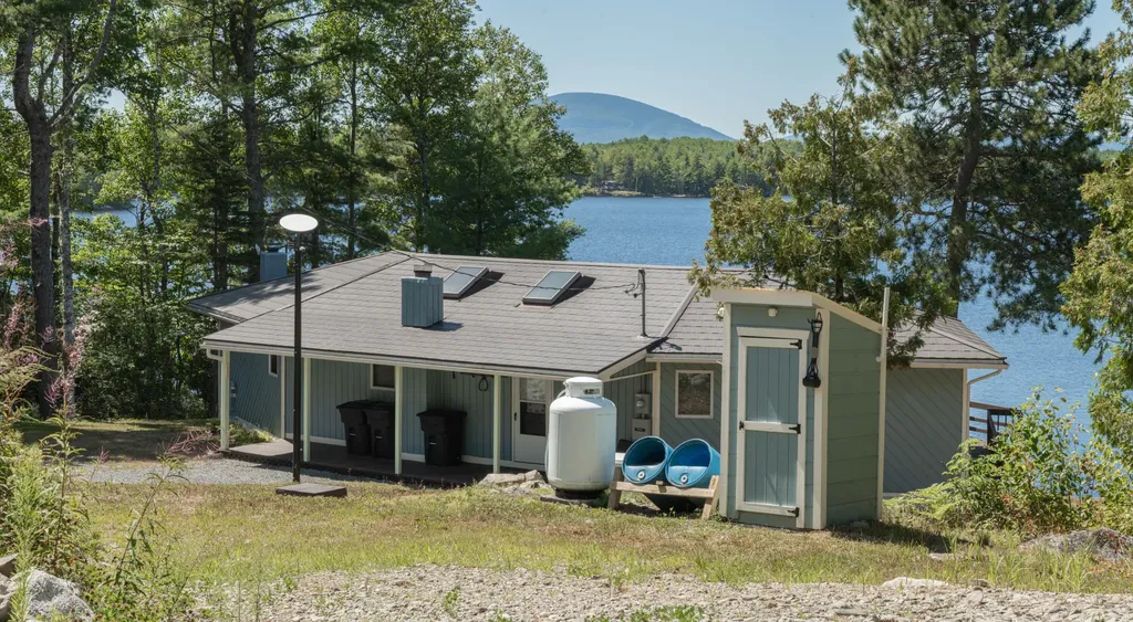 421 Deep Cove Road T1 R9 Wels ME 04462
