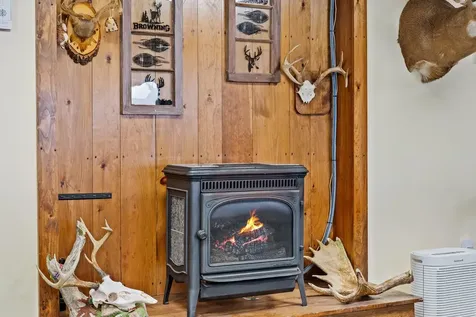 421 Deep Cove Road T1 R9 Wels ME 04462
