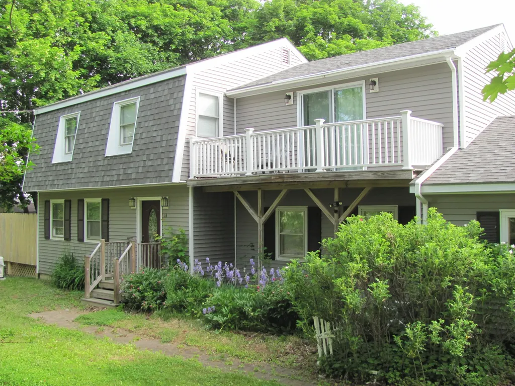 14 Academy Street Calais ME 04619