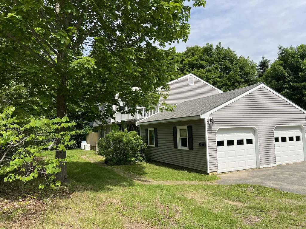 14 Academy Street Calais ME 04619
