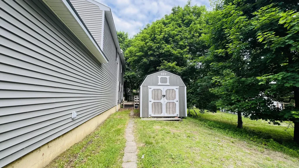 14 Academy Street Calais ME 04619