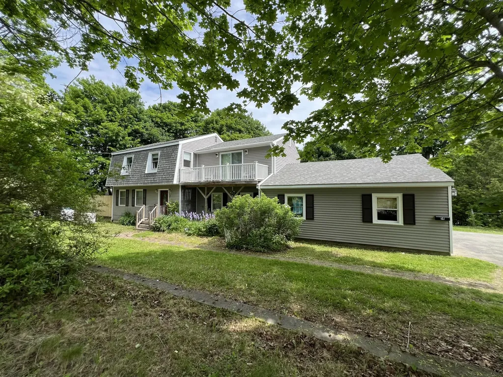 14 Academy Street Calais ME 04619