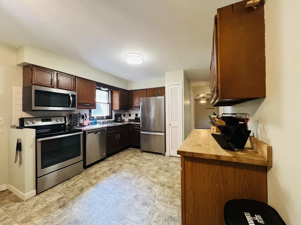 14 Academy Street Calais ME 04619