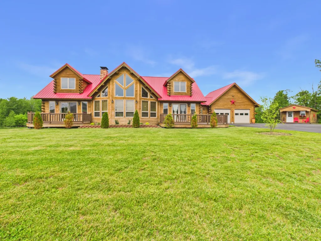 35 Benn Street Houlton ME 04730