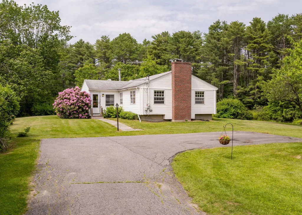 690 Old Portland Road Brunswick ME 04011