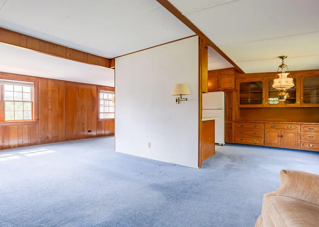 690 Old Portland Road Brunswick ME 04011