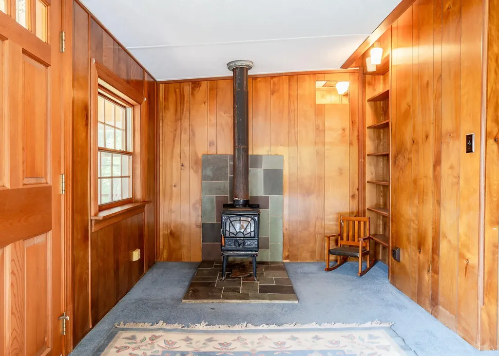 690 Old Portland Road Brunswick ME 04011