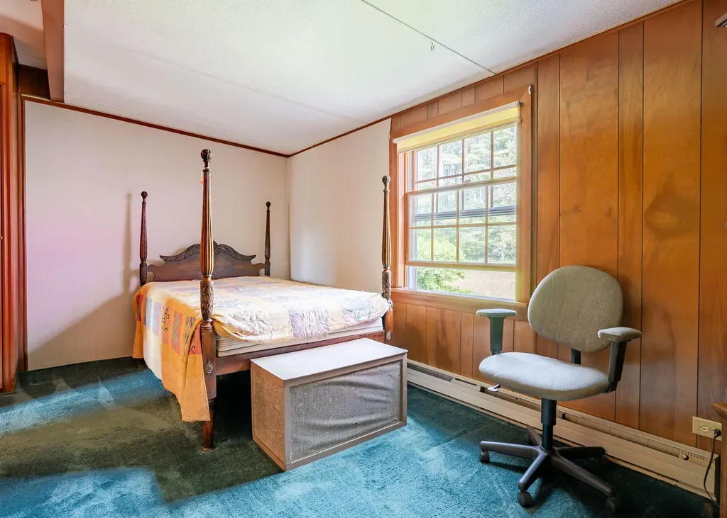 690 Old Portland Road Brunswick ME 04011